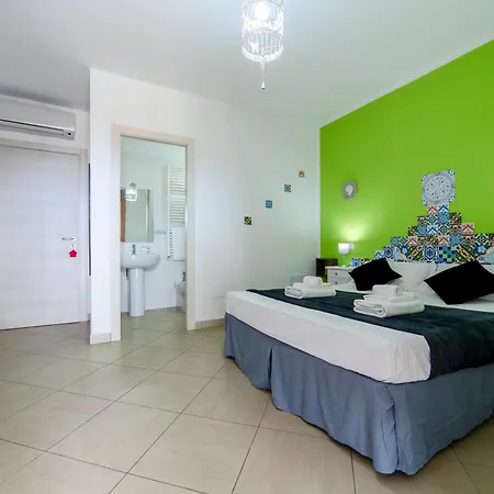 Gasthuis Sterlizia - Centro 3*
